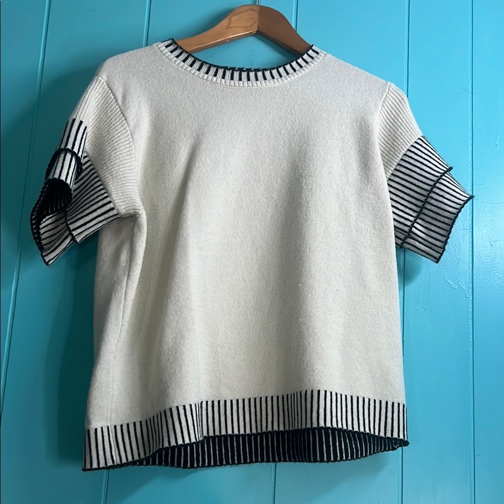 SHEIN Black and White Knit Top